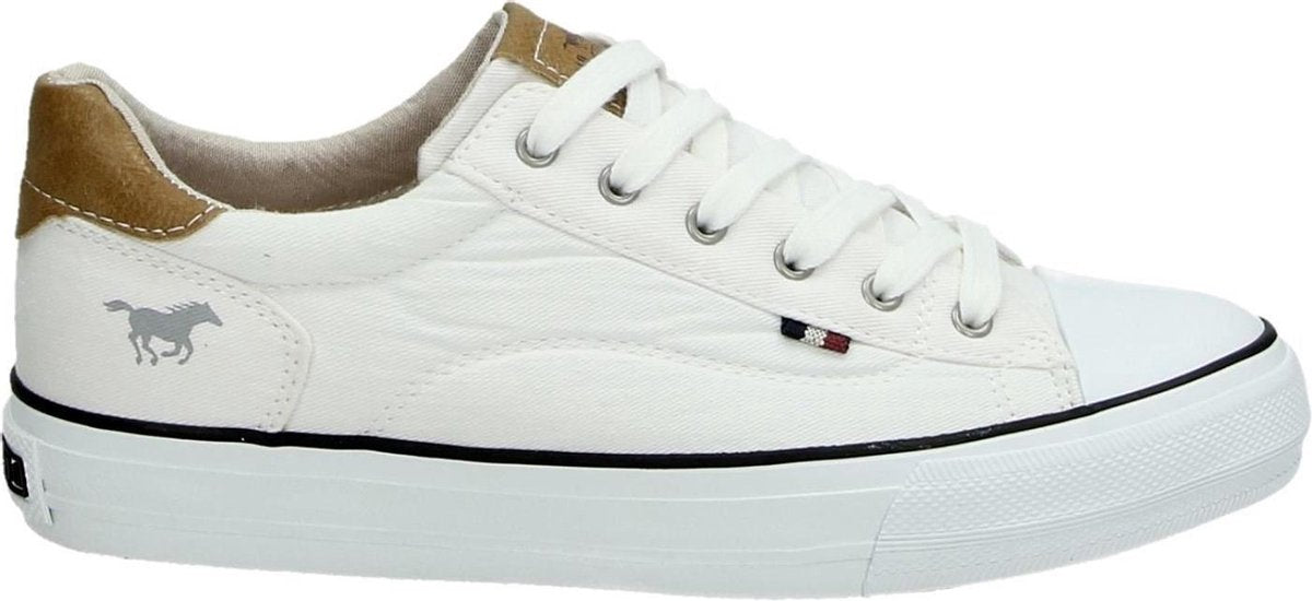 Mustang Sneakers Wit 42
