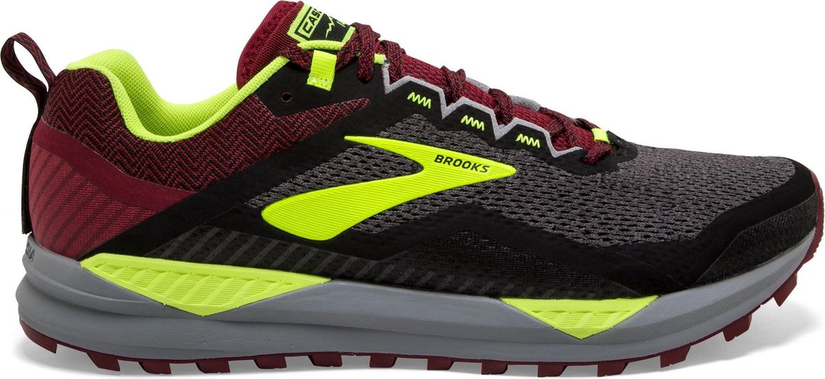 Brooks Brooks Cascadia  Sneakers - Maat 40 - Mannen - zwart