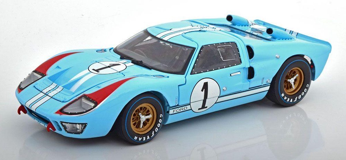 Ford GT40 MKII #1 2e 24H LeMans 1966