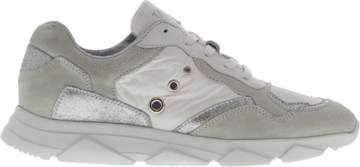 Tango | Kady 5-a white suede/leather/white parachute/silver jogger - white sole | Maat: 41