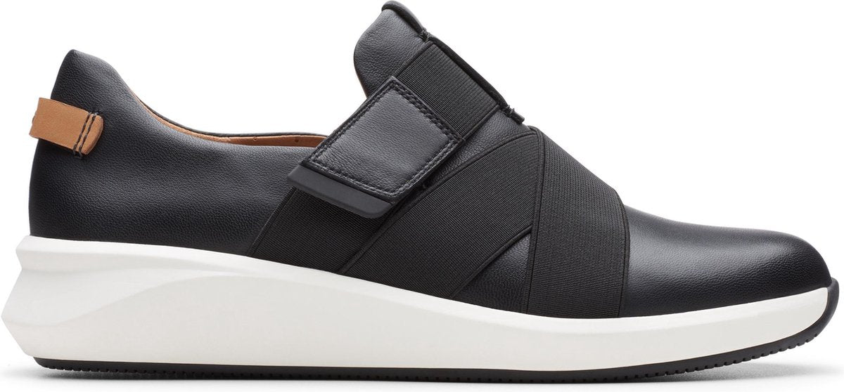 Clarks  Lage sneakers Dames - Zwart Leather - Maat 42