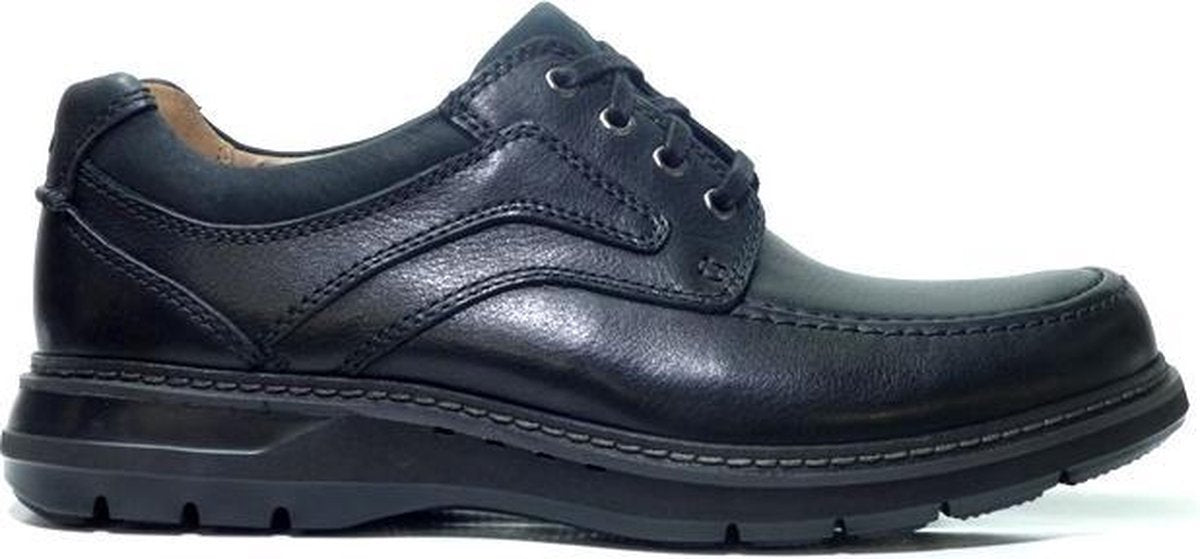 Clarks Veterschoenen Un Ramble Lace Zwart