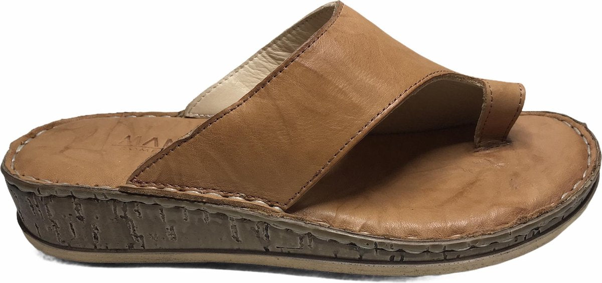 Manlisa 4 cm hoogte lederen comfort teen slippers W107-1880 Camel mt 39