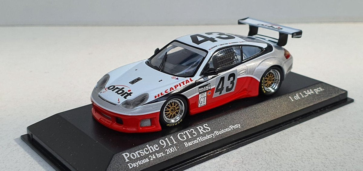 Minichamps Porsche 911 GT3 RS 2001