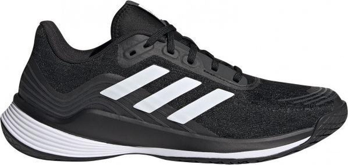 adidas Novaflight - zwart - maat 46 2/3