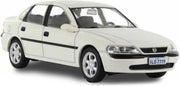 ATLAS Chevrolet VECTRA GLS 2.2 1998 schaalmodel 1:43