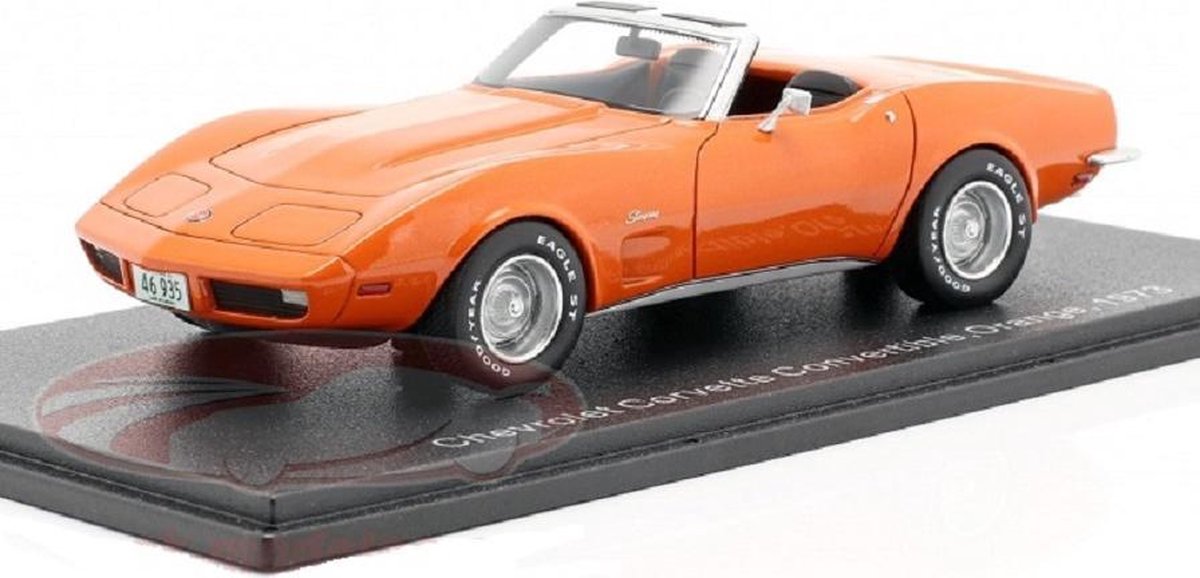 Chevrolet Corvette (C3) Convertible 1973 (Orange) 1-43 Neo Scale Models