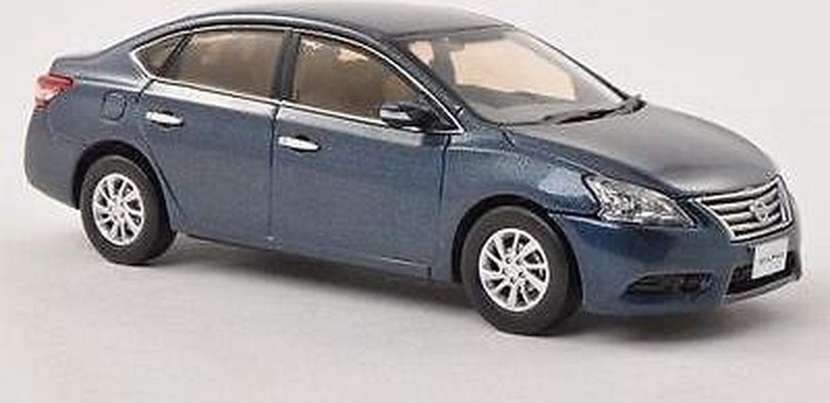 Nissan Sylphy 2012 - 1:43 - J-Collection