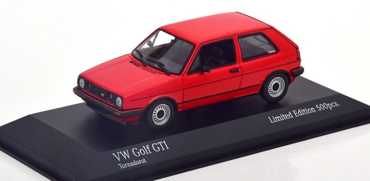 Volkswagen Golf 2 GTI 1985 Rood 1-43 Minichamps Limited 500 Pieces