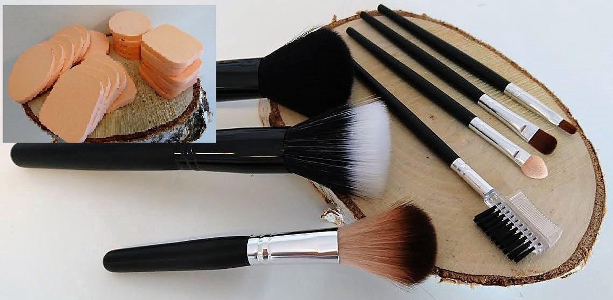 Make-up Kwasten set met Make-up Sponsjes