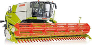 Claas Tucano 570 with V 930 Crop Header