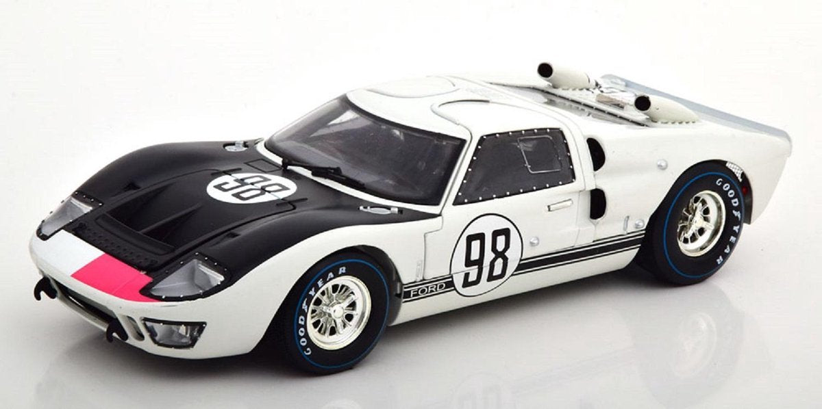 Ford GT40 MK II #98 Winner 24Hrs Daytona 1966 Miles/Ruby Wit / Zwart 1-18 Shelby Collectibles