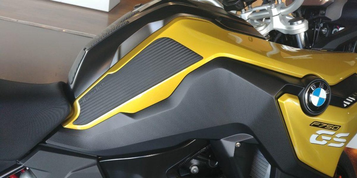 Rubbatech kniepad BMW F750GS & F850GS