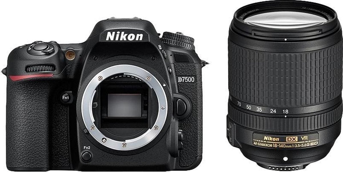 Nikon D7500 + AF-S 18-140mm VR