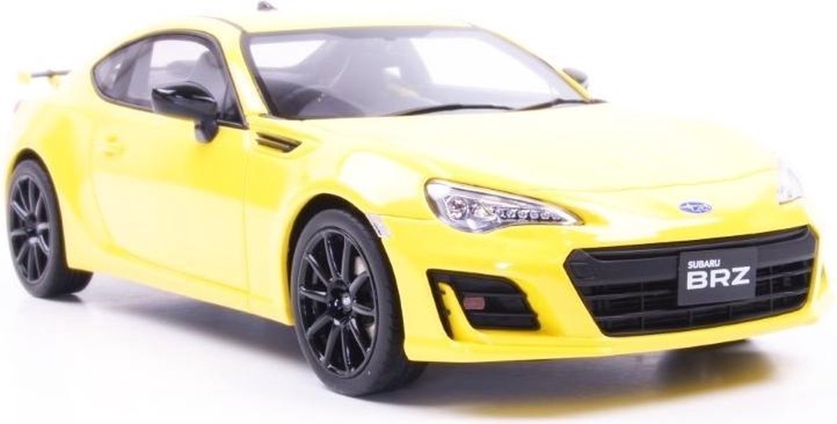 Kyosho Samurai Subaru BRZ Geel 1:18