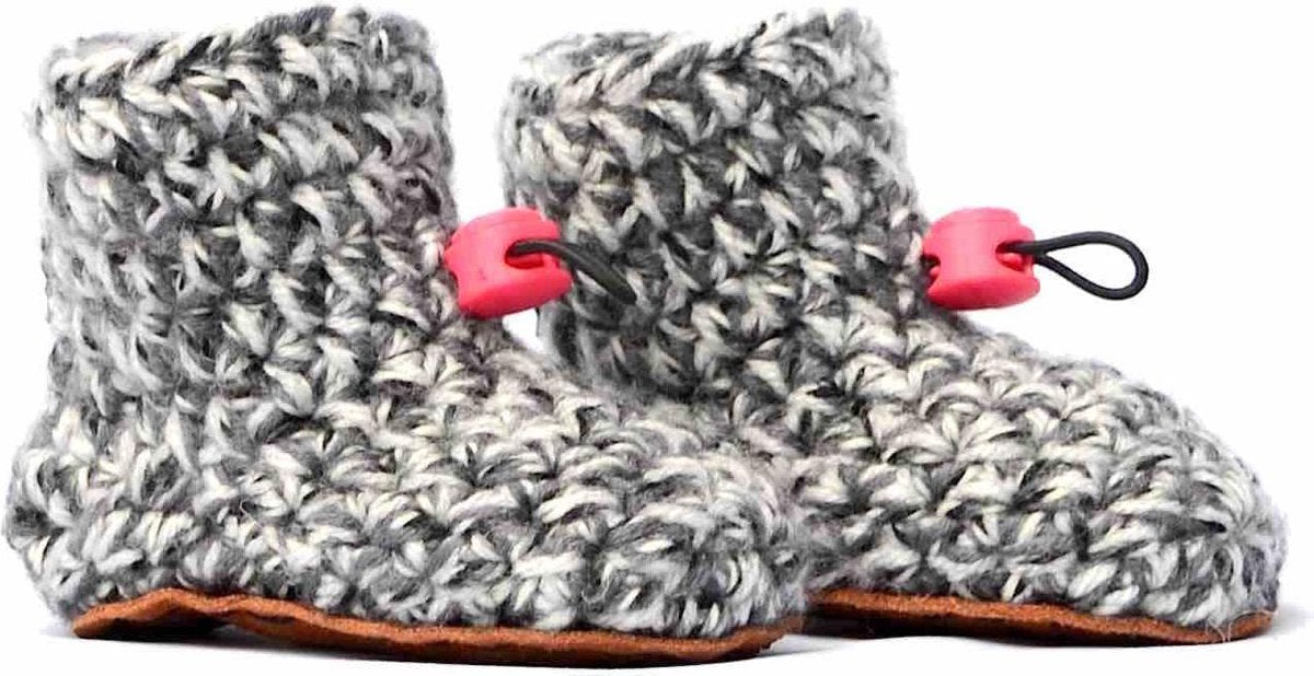 Kingdom of Wow - Stoere Baby Pantoffels Meisje Grijs Roze Maat 10/15 - Handgemaakt