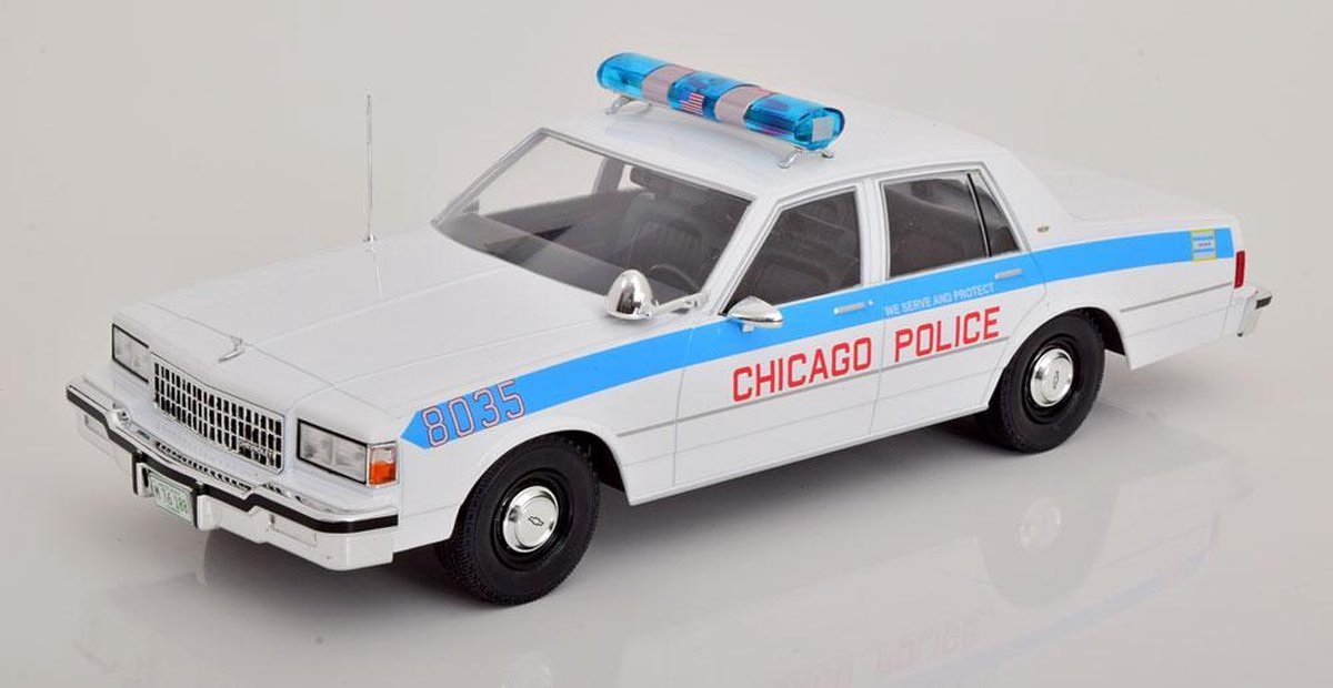 Chevrolet Caprice "Chicago Police Department" 1980 Wit / Blauw 1-18 MCG Models