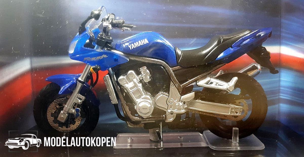Yamaha Fazer 1000 (Blauw) (12 cm) 1/24 Atlas Superbikes - Modelmotor - Schaalmodel - Model motor - Miniatuurmotor - Miniatuur motor