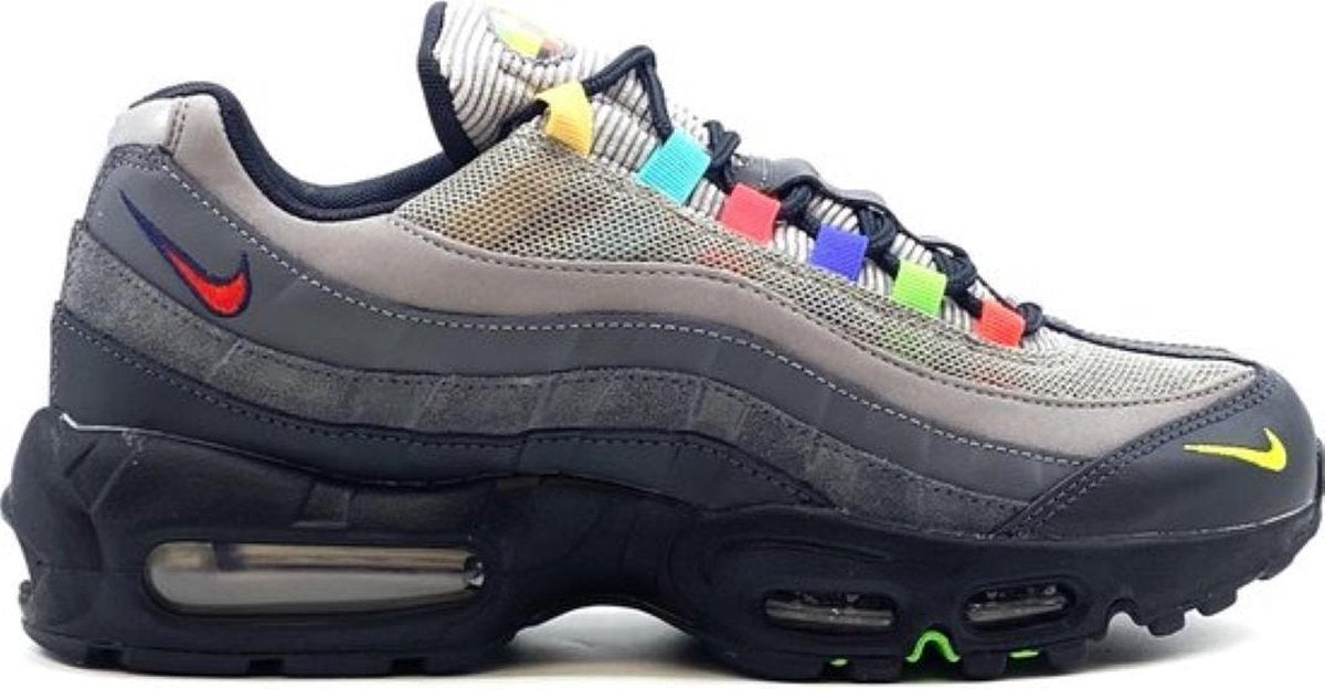 Air Max 95 SE 'Light Charcoal University Red' - Maat 42.5