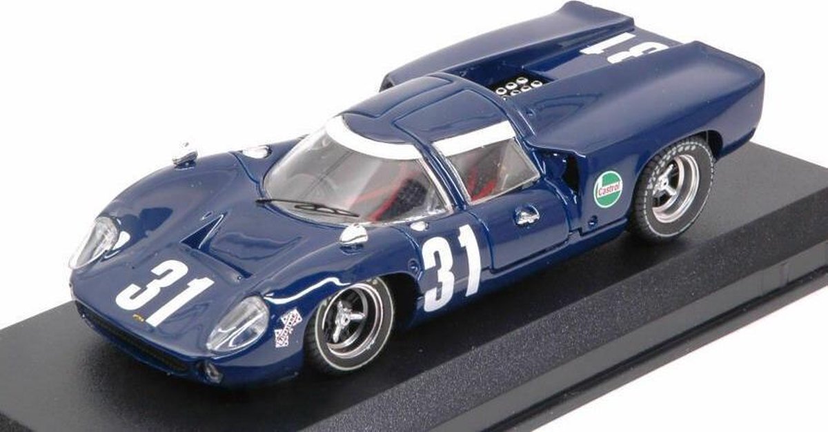 Lola T70 Coupe #31 1000km Spa 1968