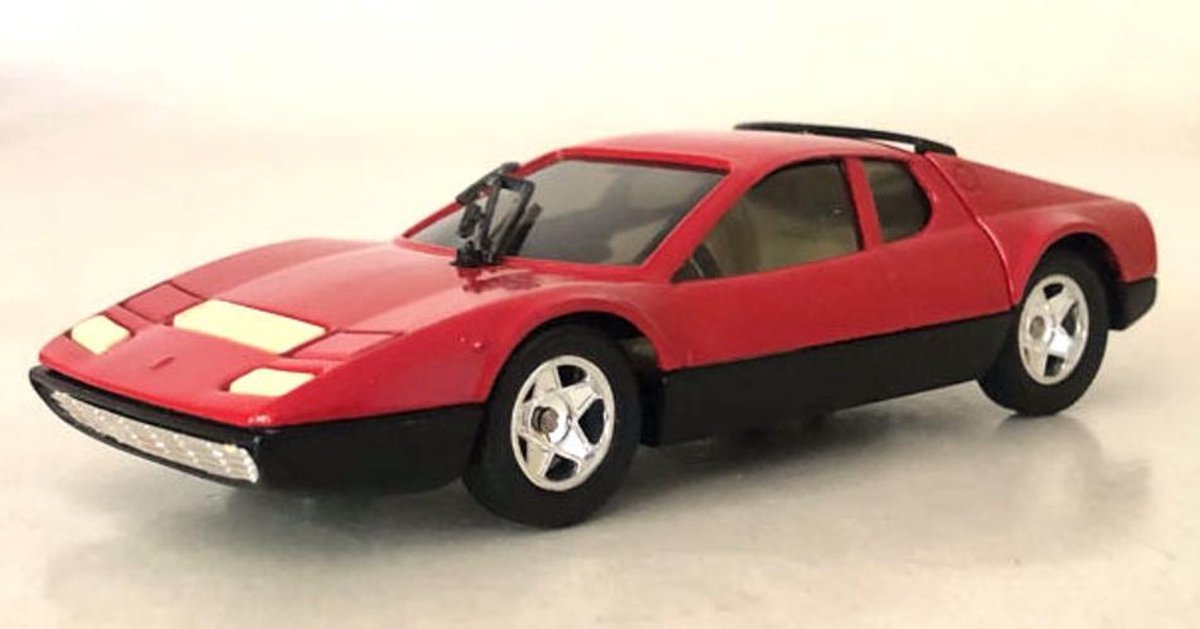 Ferrari BB – (Rood/Zwart) Solido 1:43 - Modelauto - Schaalmodel - Miniatuurauto