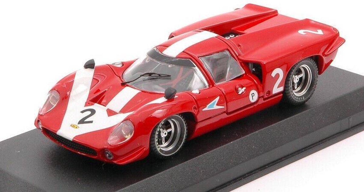 Lola T70 Coupe #2 Brands Hatch 1967