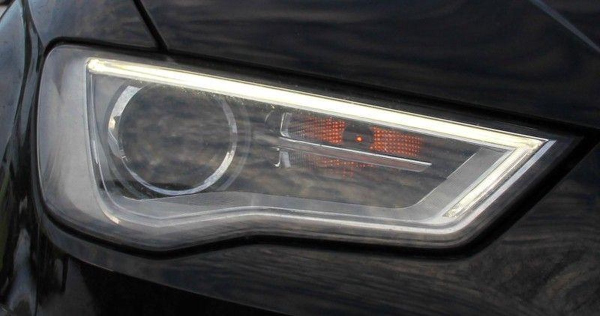 Komplettset Bi-Xenonscheinwerfer mit LED TFL für Audi A3 8V - Quattro