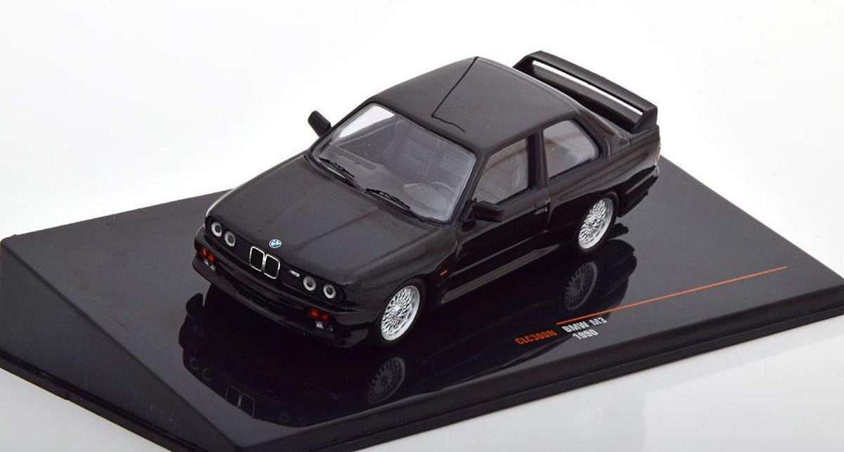 BMW M3 Sport Evolution 1990 - 1:43 - IXO Models