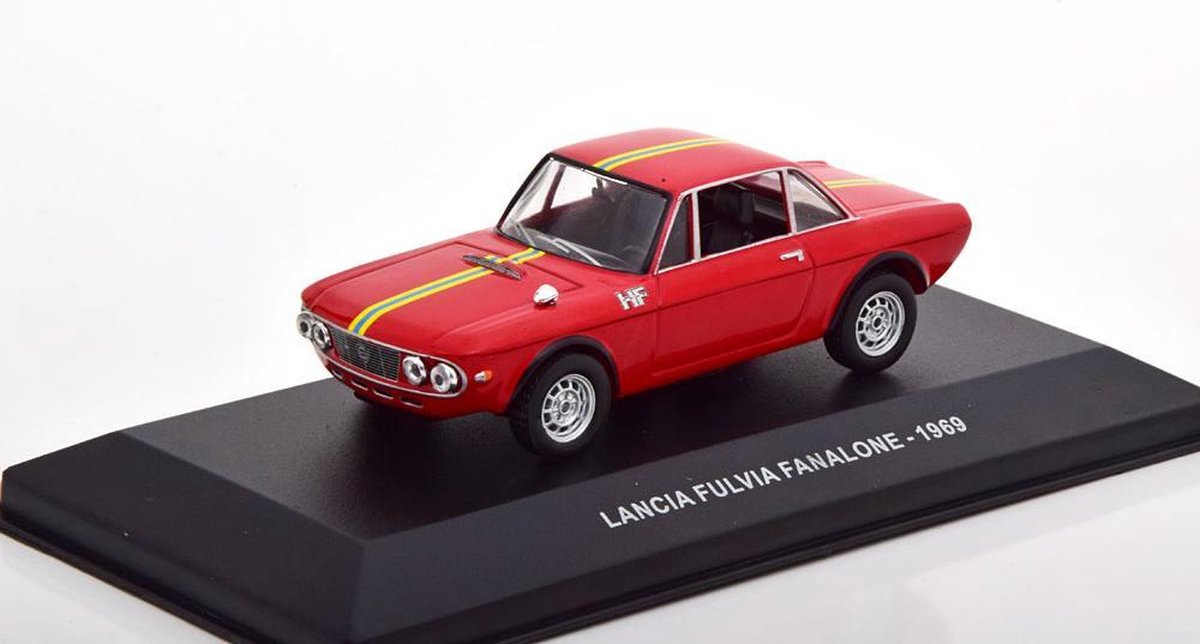 Lancia Fulvia Fanalone 1969 Rood 1-43 Solido