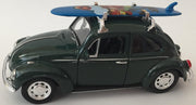 Volkswagen beetle met surfplank Welly 42343SB groen kever