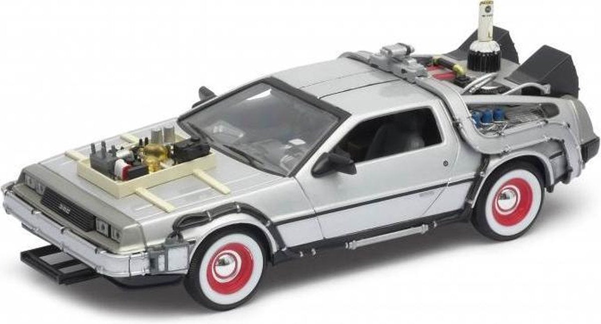 Back to the Future III - DeLorean - 1:24