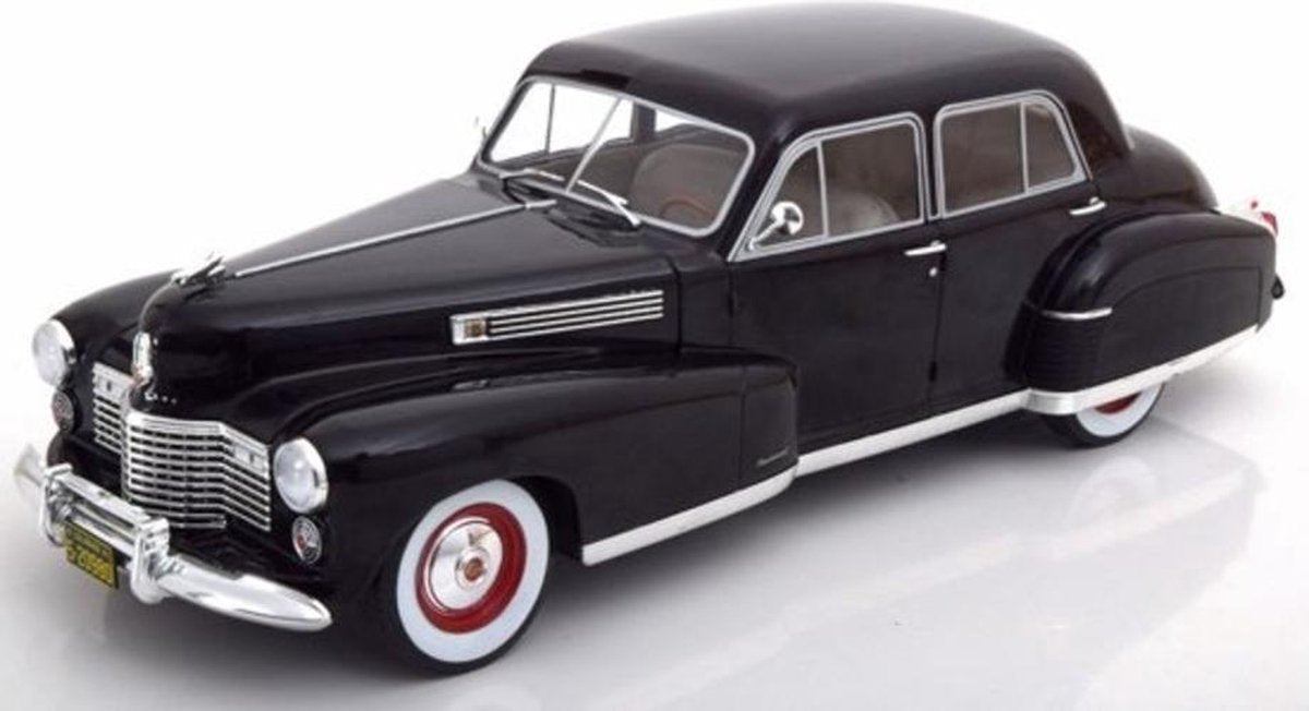 1941 Cadillac Fleetwood Series 60 Special (Zwart) (30 cm) 1/18 Model Car Group - Modelauto - Schaalmodel - Model auto - Miniatuurauto - Miniatuur autos