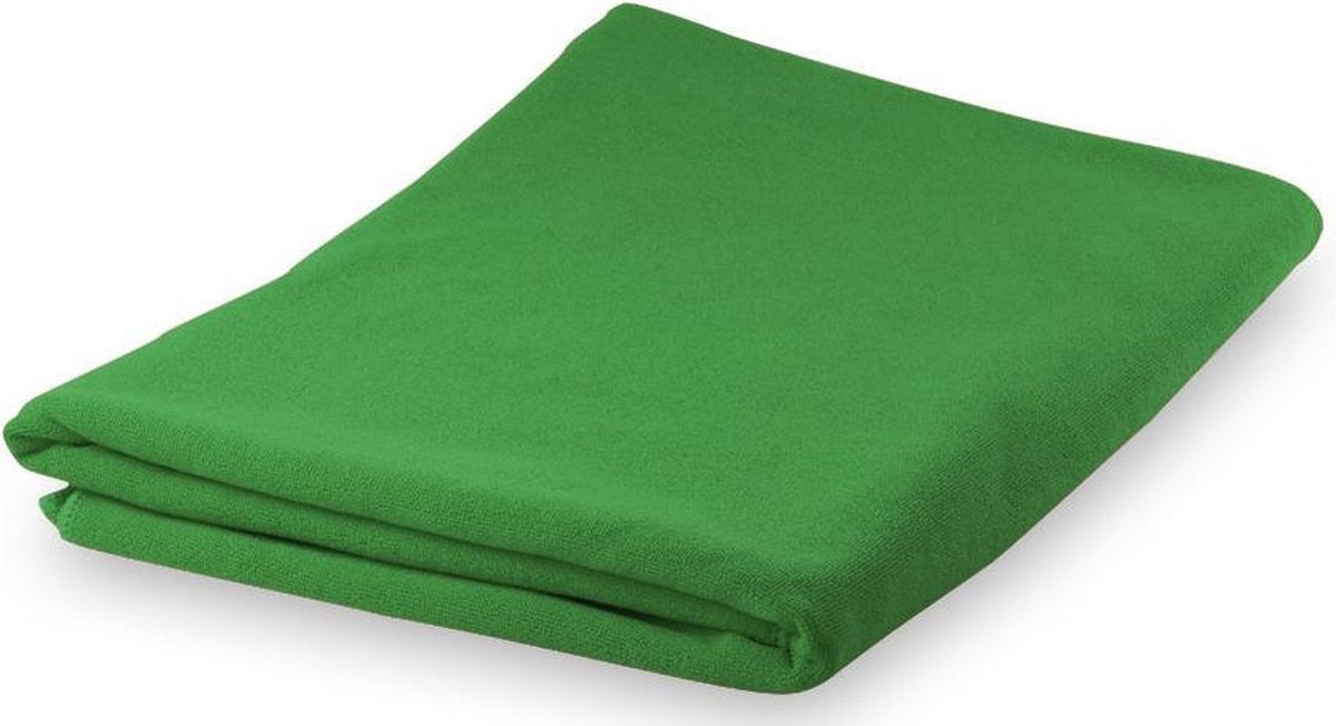 Groene yoga of fitness microvezel hanndoek 150 x 75 cm - ultra absorberend - super zacht