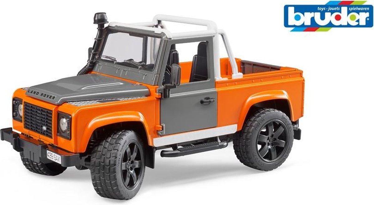 Bruder - Land Rover Defender Pick Up (2591)