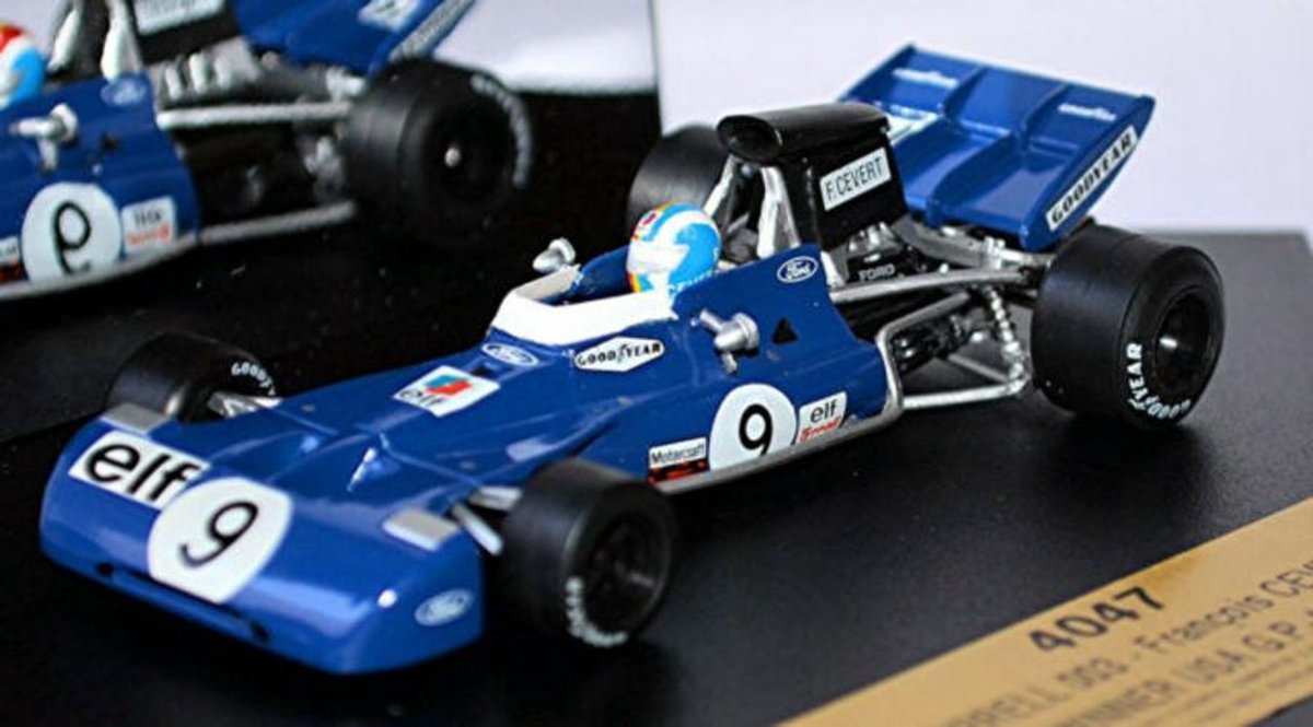 Tyrrell 003 Francois Cevert Winner USA GP 1971 (Blauw) (10 cm) 1/43 Quartzo - Modelauto - Schaalmodel - Model auto - Miniatuurautos - Miniatuur auto - Max Verstappen - Race auto wagen