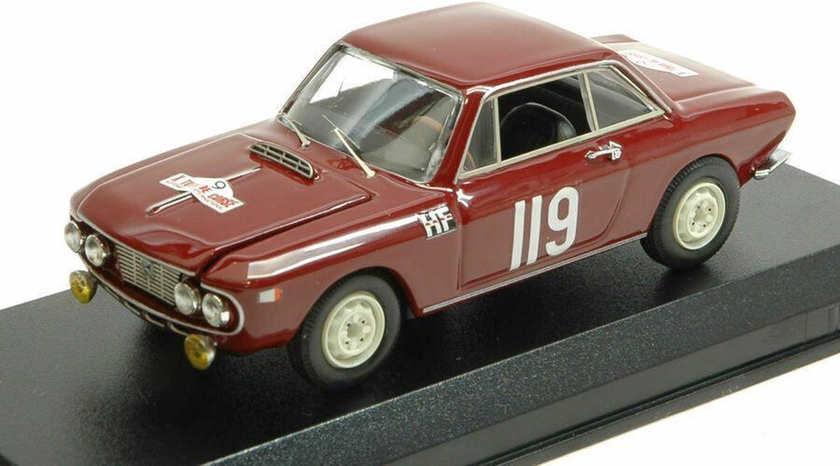 Lancia Fulvia Coupe 1.2 #119 Tour de Corse 1965