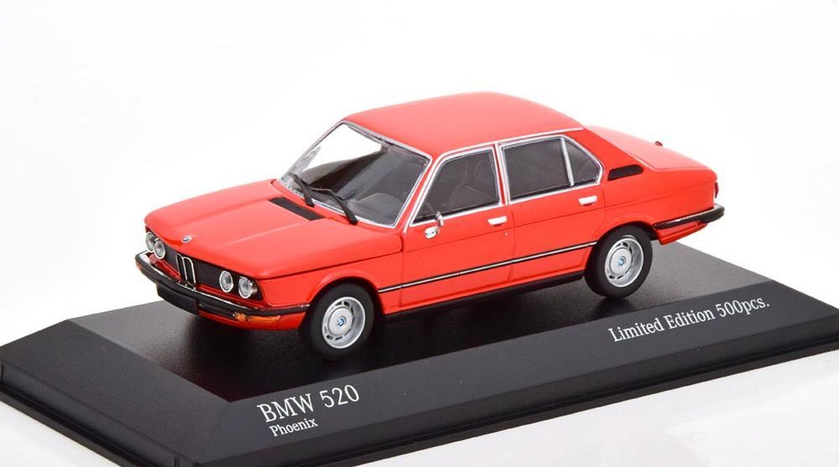 BMW 520 ( E12 ) 1974 Rood 1-43 Minichamps Limited 500 Pieces
