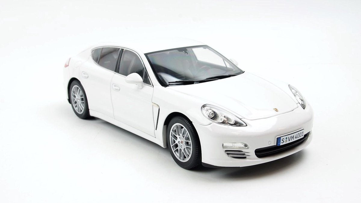 Norev Porsche Panamera 4S Wit 1:18 - Dealer Editie