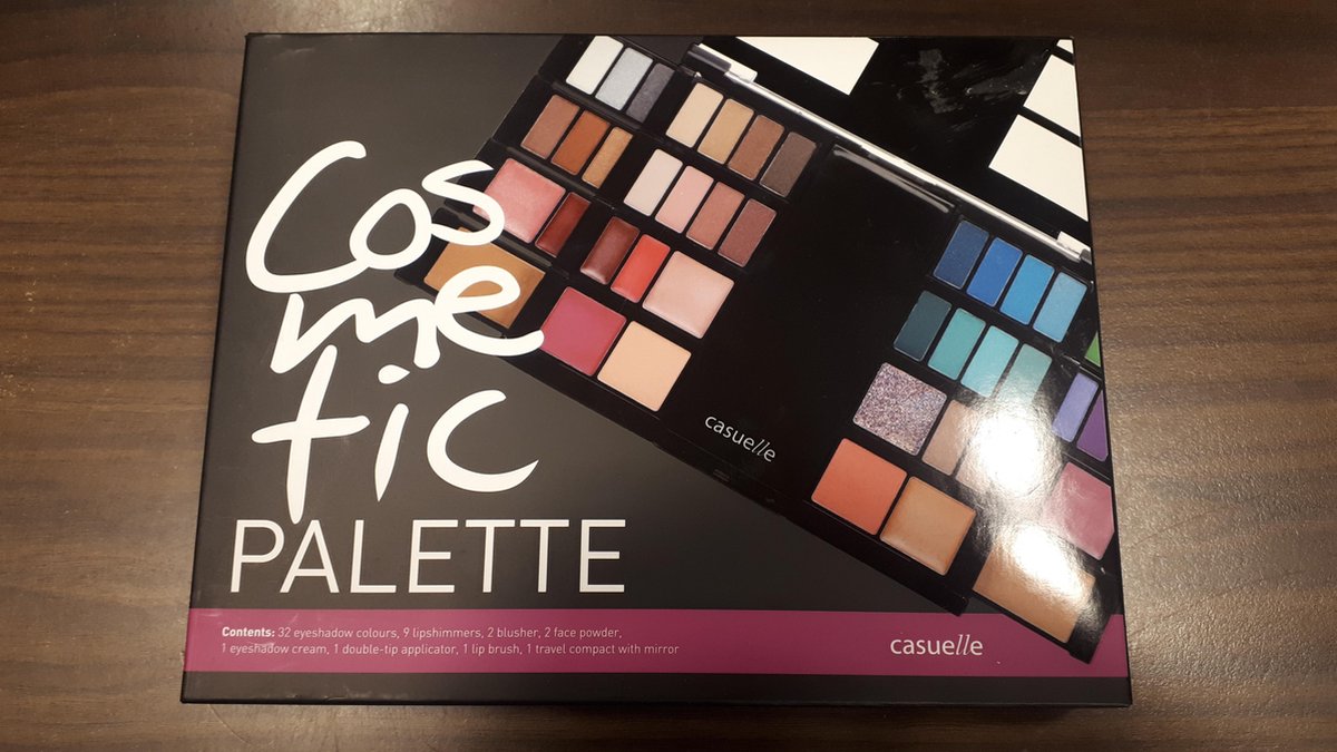 cosmetic palette casuelle