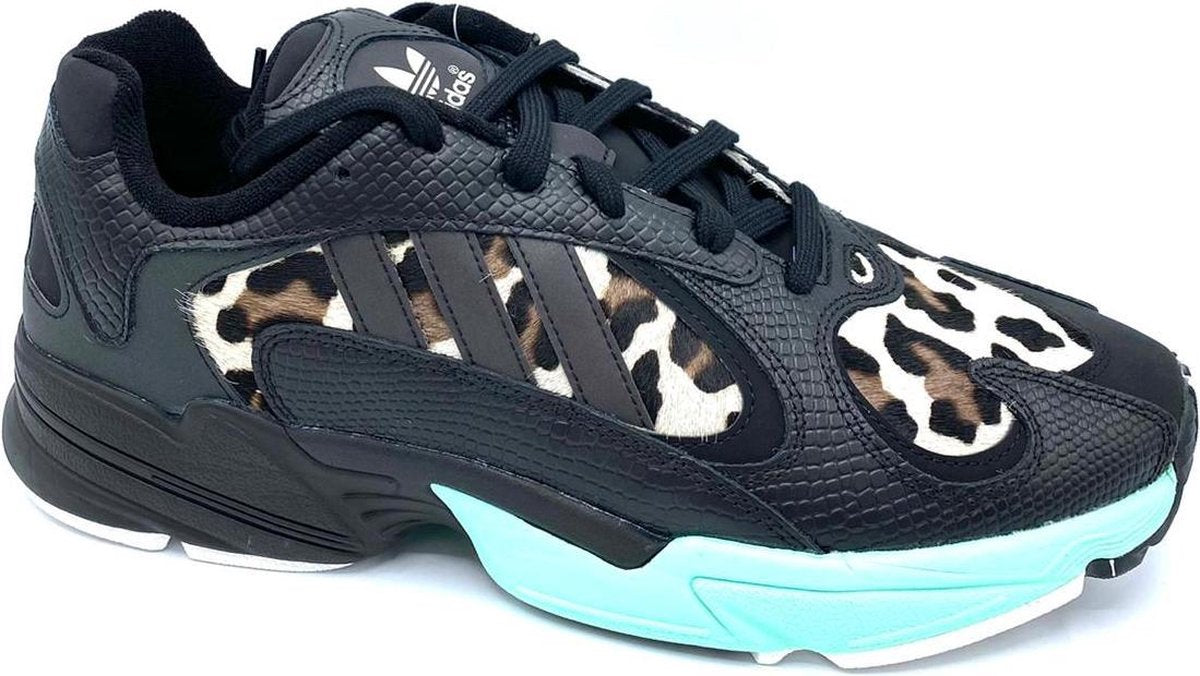 Adidas yung-1 Maat 45 1/3