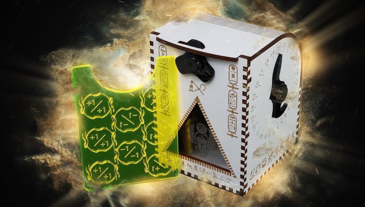 Wooden Exclusive Deck Box: Egyptian MTG themed Hour of Devastion