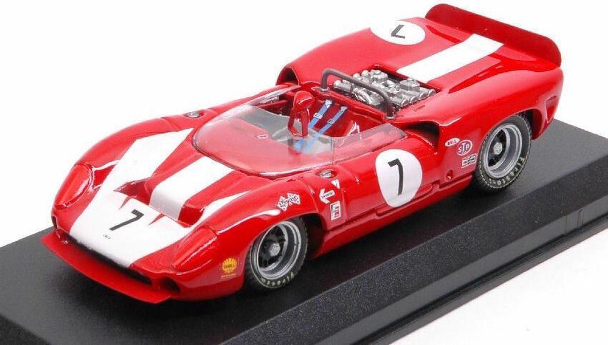 Lola T70 Spider #7 Riverside 1966
