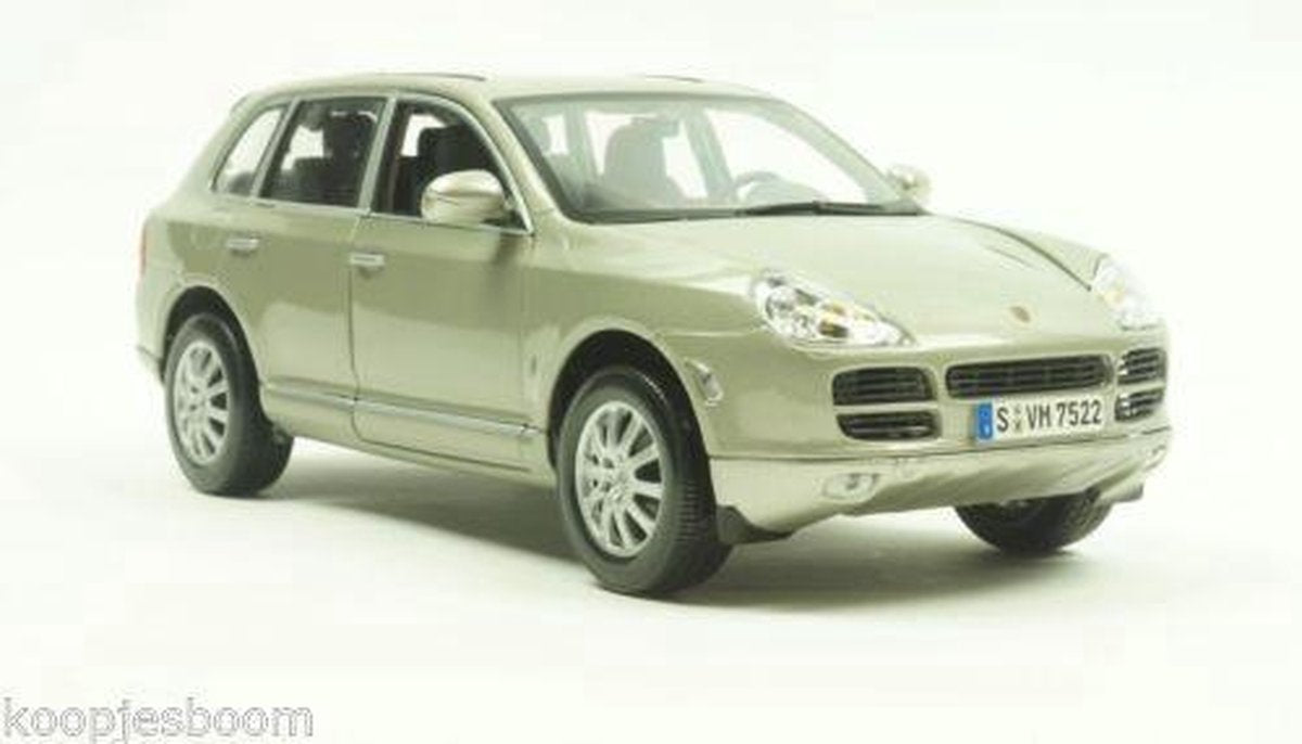 Maisto Porsche Cayenne Turbo 2003 Grijs 1/18