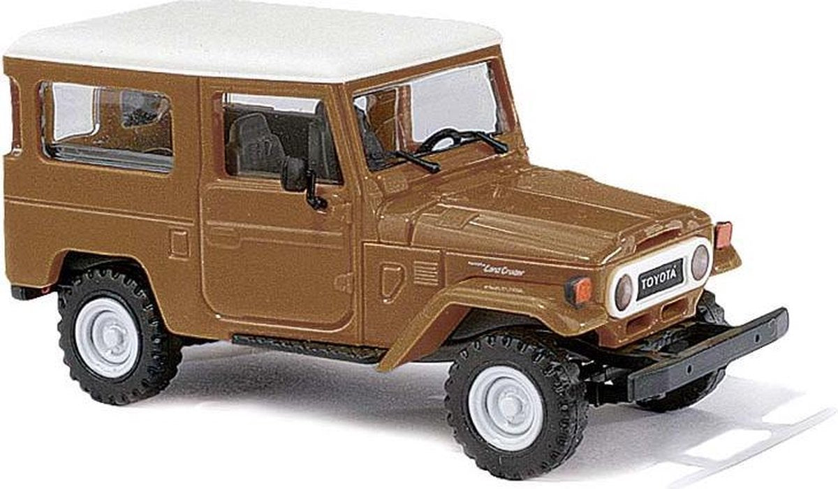 Busch - Toyota Landrover Cruiser J4 Offroad Braun 1961 (2/21) * - BA43035 - modelbouwsets