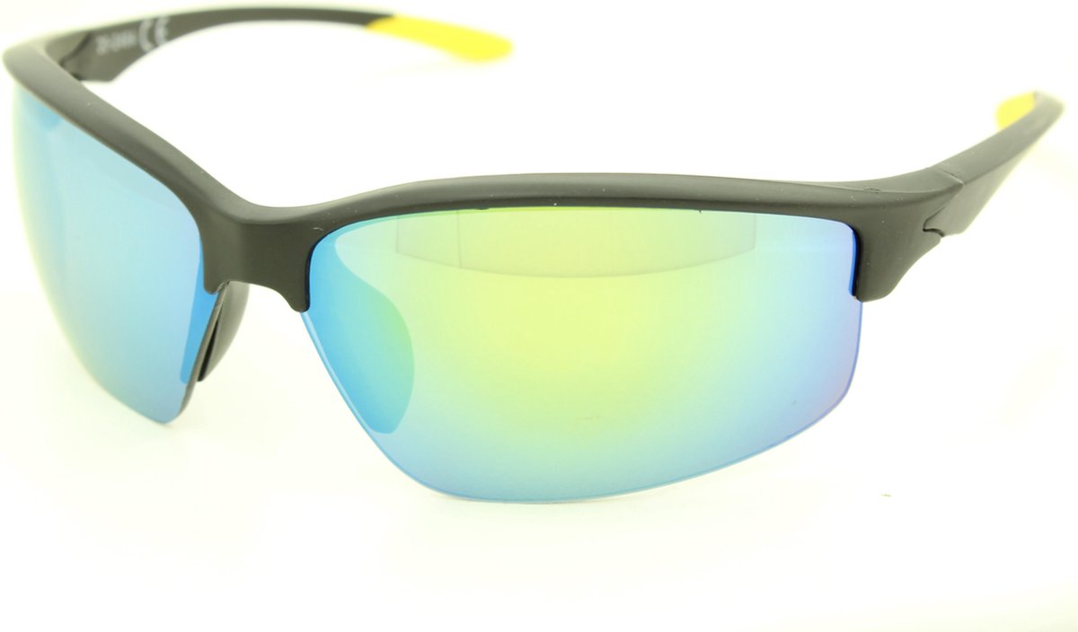 Sportbril met zwarte montuur groen spiegelglas. P- 204249