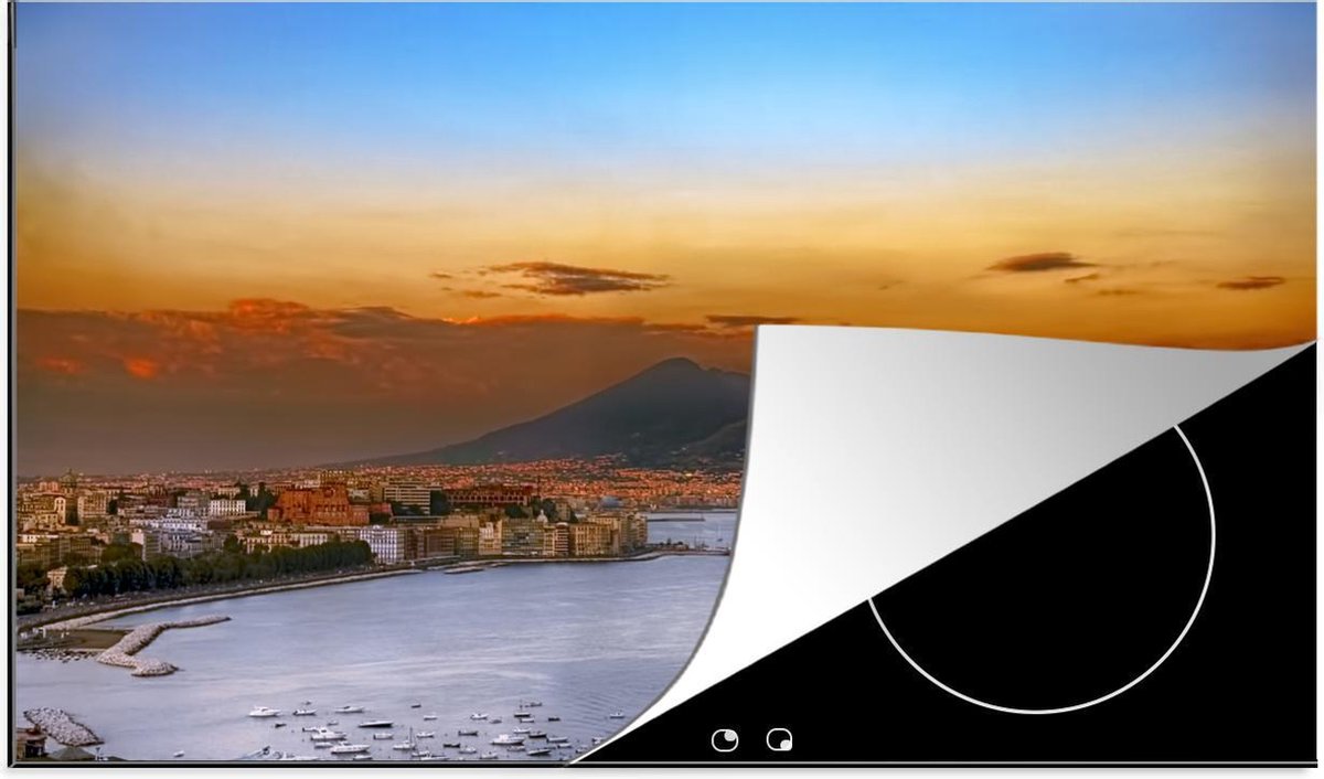 Luxe inductie beschermer Napels - 90x52 cm - Oranje tinten in lucht boven Italiaanse stad Napels  - inductiebeschermer