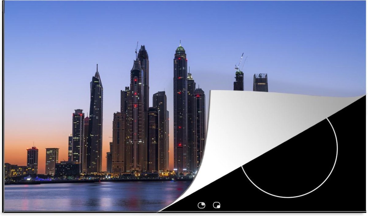 Luxe inductie beschermer Dubai Marina - 90x52 cm - zonsopkomst verborgen achter skyline van Dubai Marina  - inductiebeschermer