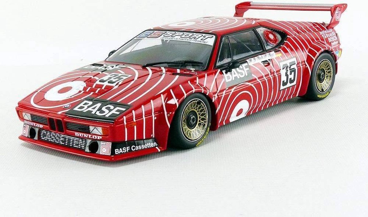 BMW M1 BASF Team GS Sport #35 6H Silverstone 1981 - 1:18 - Minichamps