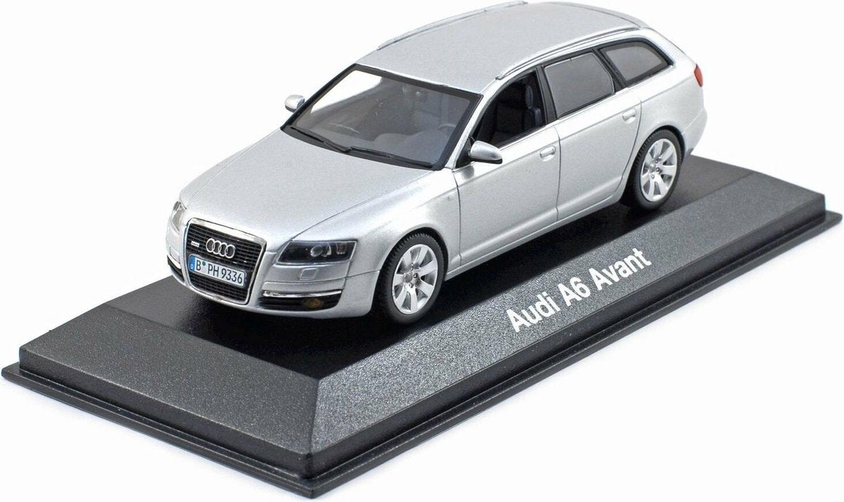 Audi A6 Avant 1:43 - Minichamps