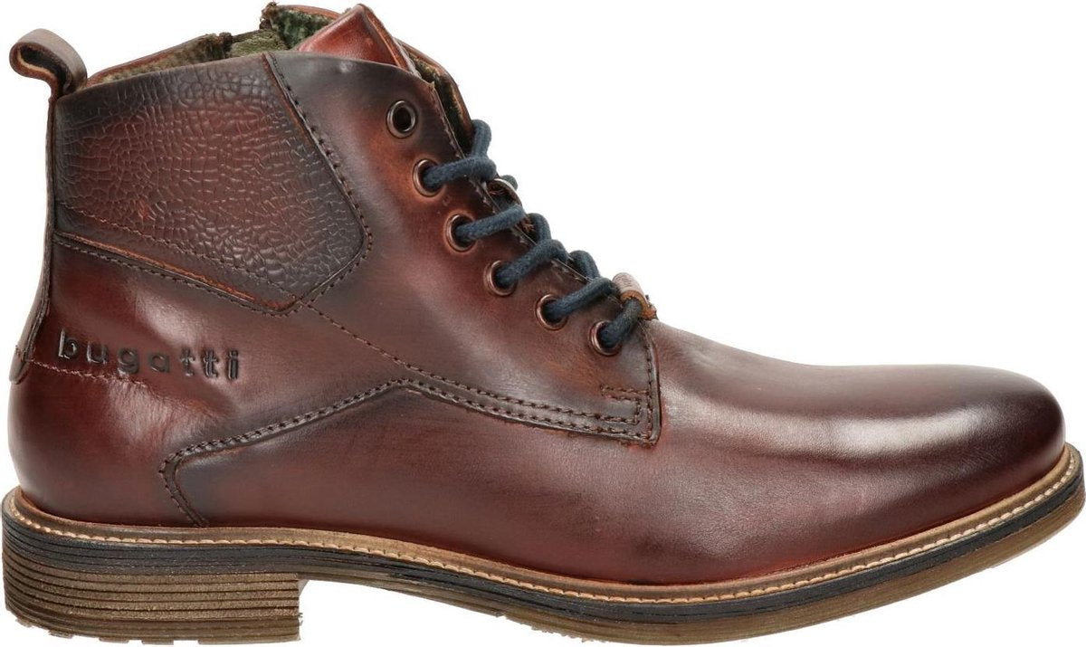 Bugatti heren veterboot - Bruin - Maat 42